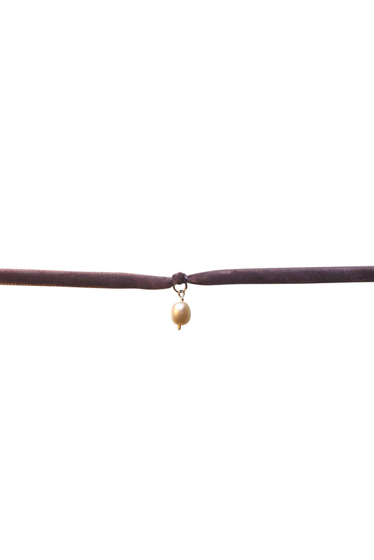 No Wallflower Project Freshwater Pearl Velvet Choker Violet