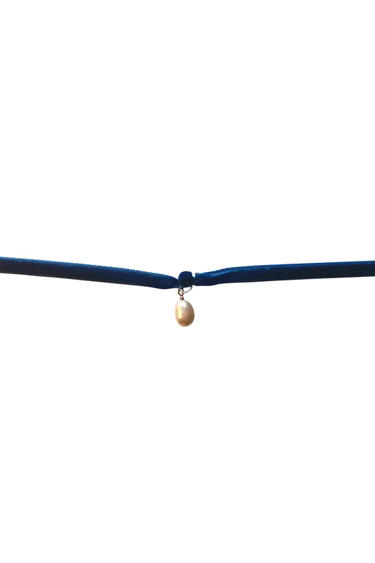 No Wallflower Project Freshwater Pearl Velvet Choker Royal Blue